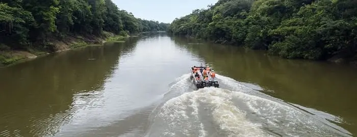  Grand Amazon Expedition - lancha para excurses 